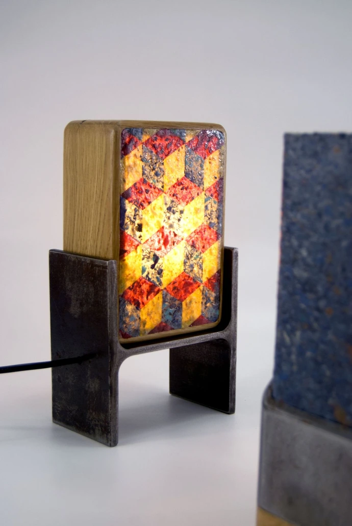 Lampe vitrail textile reemploi decoration